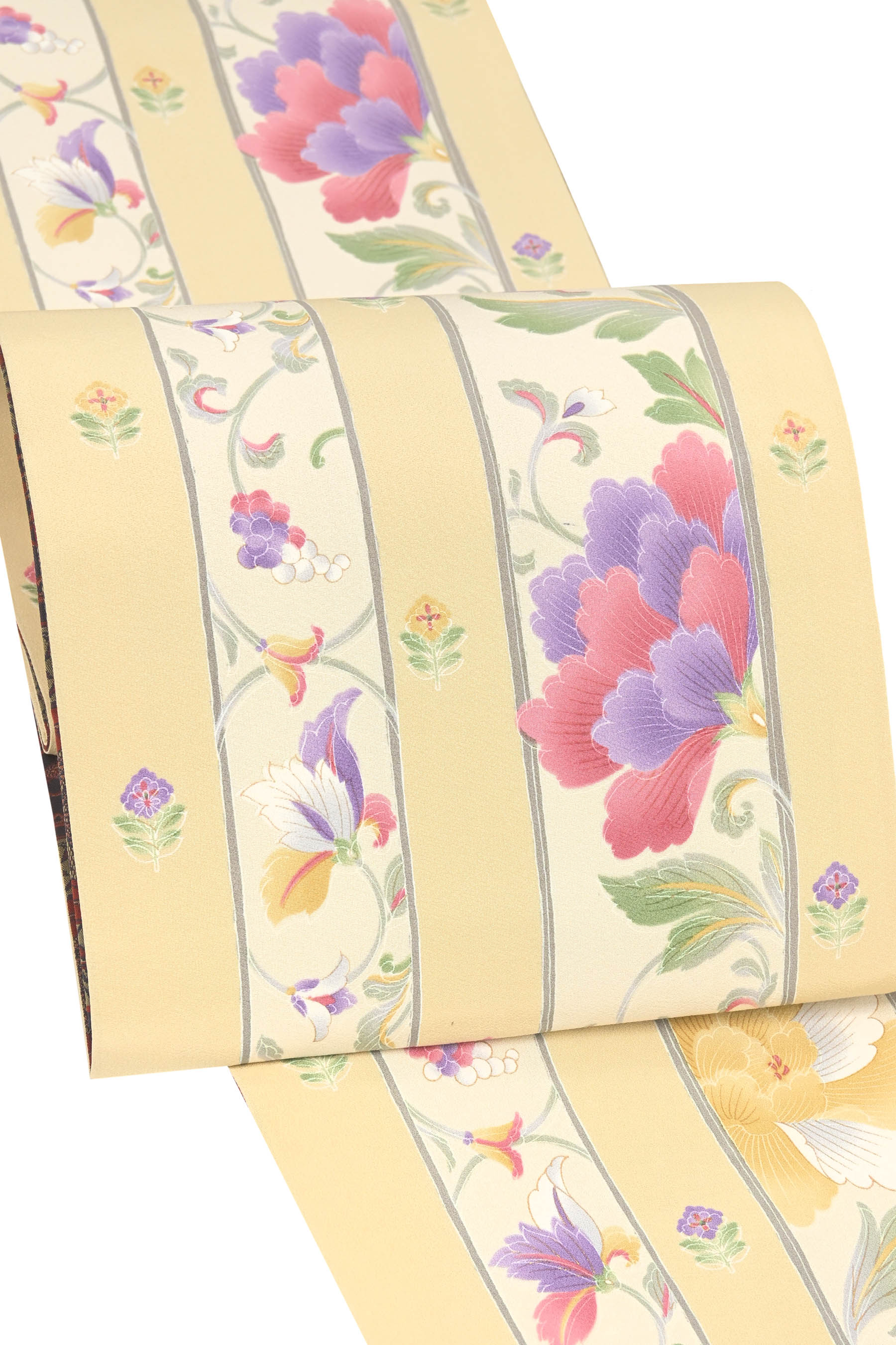 【お得なエブリデイロープライス】 正絹創作両面袋帯 ≪御仕立て上がり・中古美品≫ 「牡丹唐草間道&times;名物菊唐草段紋」 1本で2通りの帯姿に 創作性の高いお品｜京都きもの市場 店