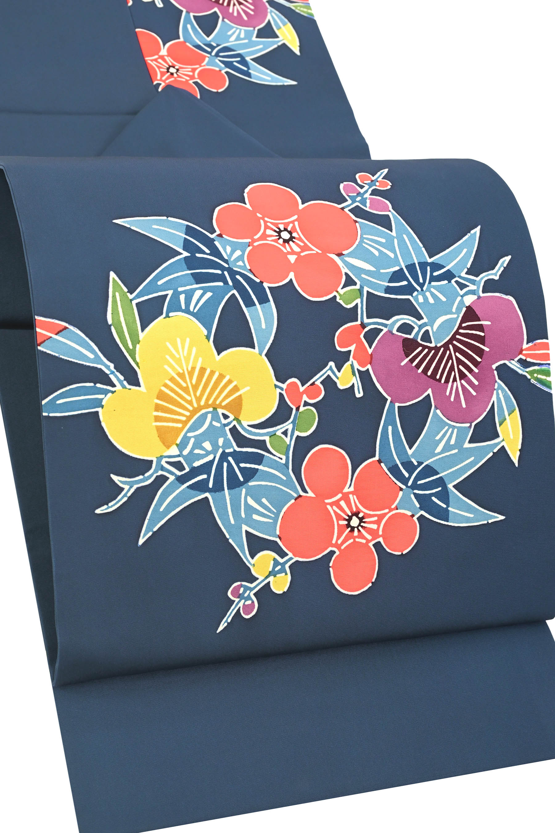 【お仕立て上がり・中古品】 特選型絵染塩瀬九寸名古屋帯 「松竹梅」 印象的なシルエット！｜京都きもの市場 店