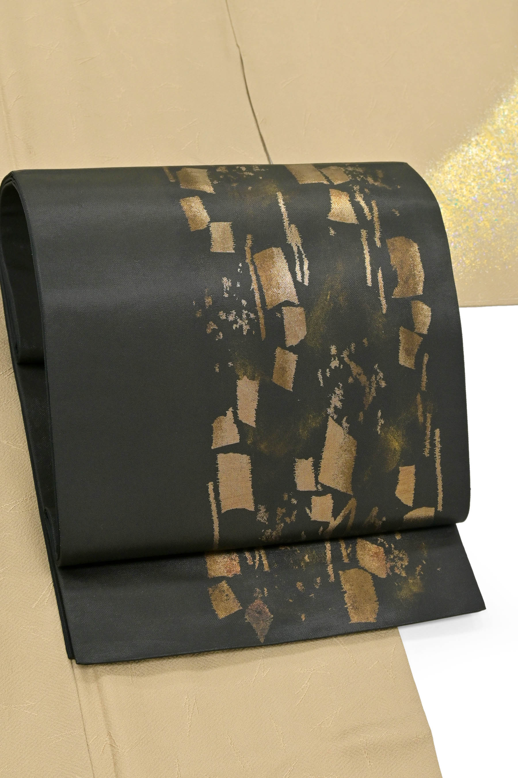 高級品　西陣袋帯　秀美つづれ　仕立て付き　未使用品 imgrc0068201926.jpg