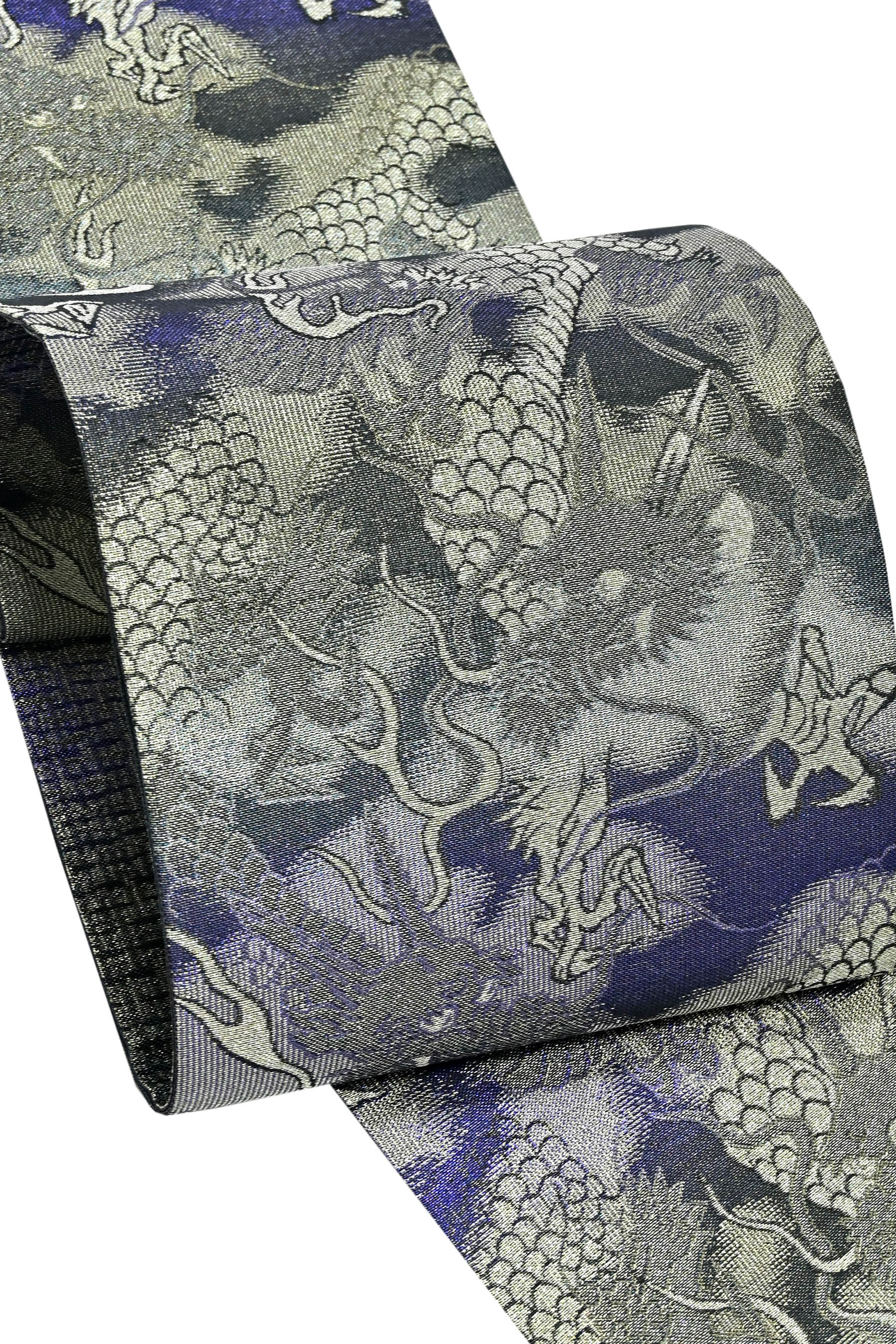 【織の珠玉 新佐波理綴】 特選芸術袋帯 ≪御仕立てもの売り上げ高・中古美品≫ 「雲龍図友」 浮き沈みする塗り付ける… 御出でになる感ある帯姿に！