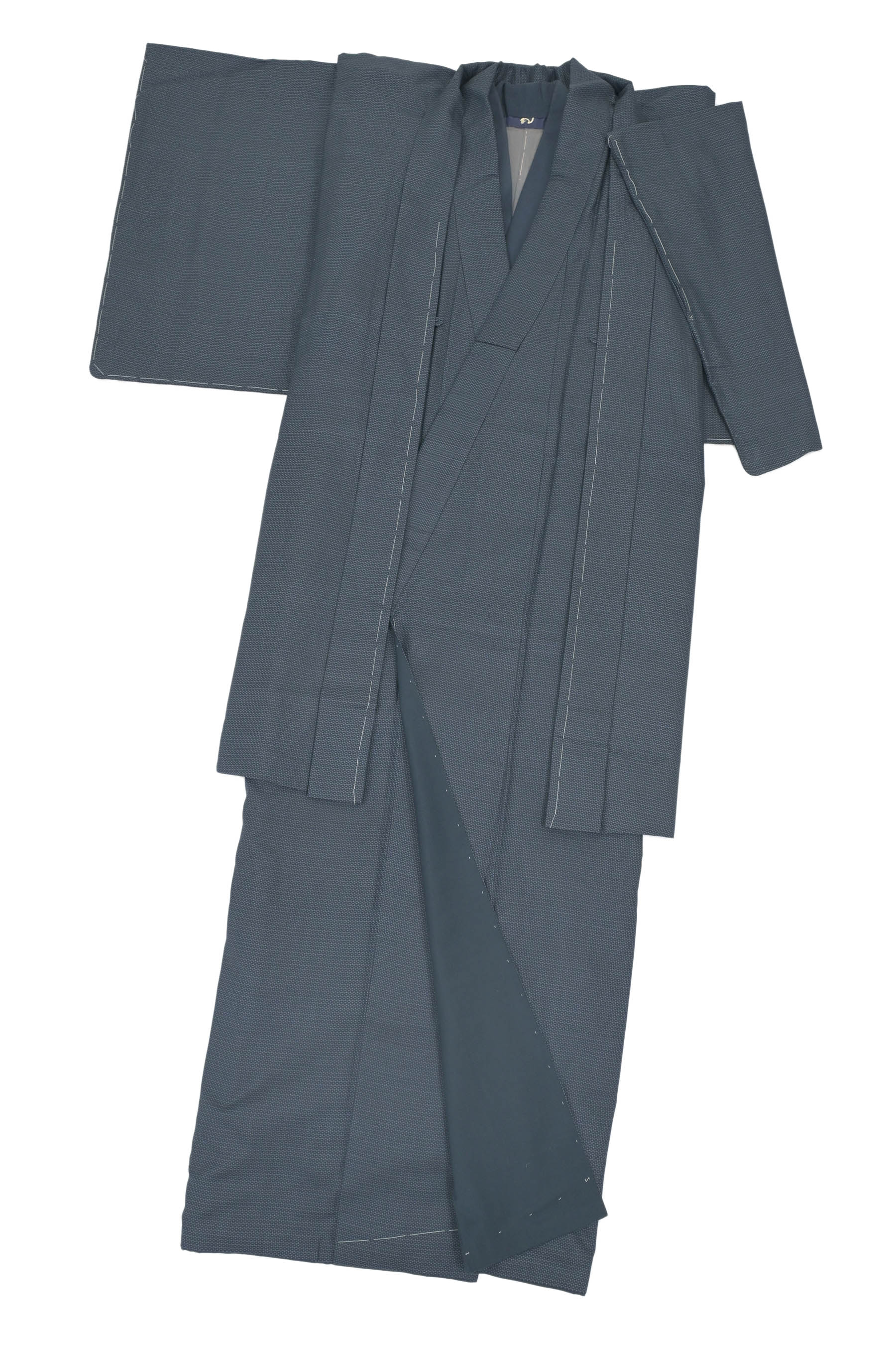 【男物】 正絹紬合奏団・肌付き仕掛ける ≪御仕立てもの売り上げ金・中古品≫ 「無地・仙斎赤銅色」 今めかしいなひな型 訳ありおありがた味！ 身たけ139 裄67