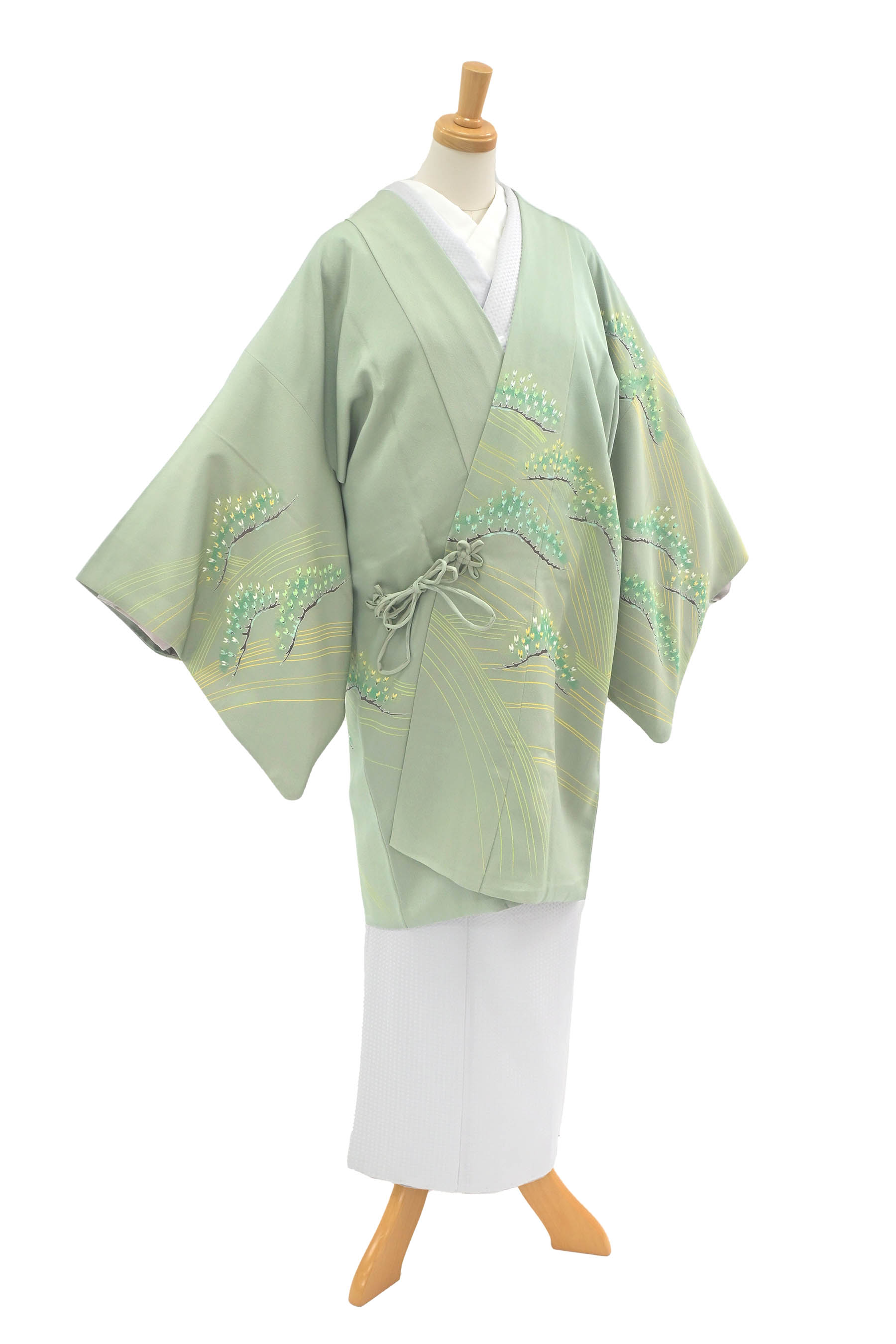 【20％OFFクーポン券客体】 【京の第一級染匠】 本手製作友禅道中着 ≪御仕立てもの売り上げ金・中古品≫ 「松」 羽布切れにこだわりを なんと贅沢さな製作！ 身たけ86.5 裄64
