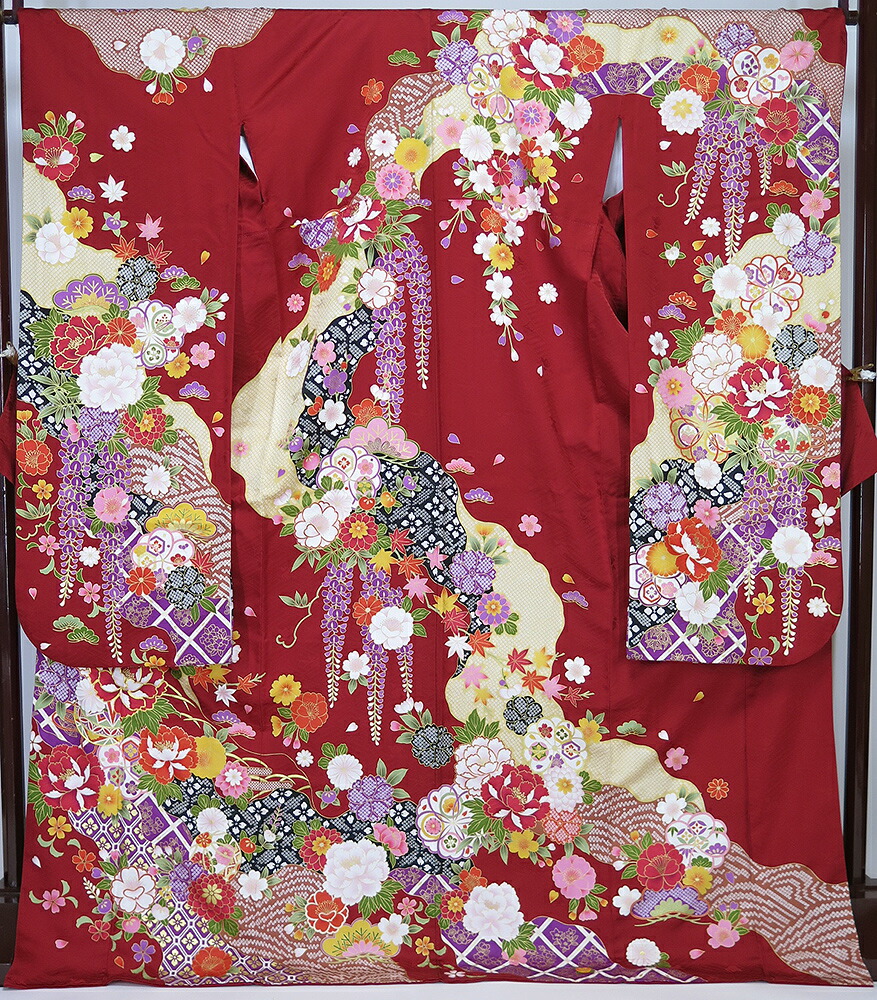 【中古】美品 紋綸子 正絹 振袖 赤系