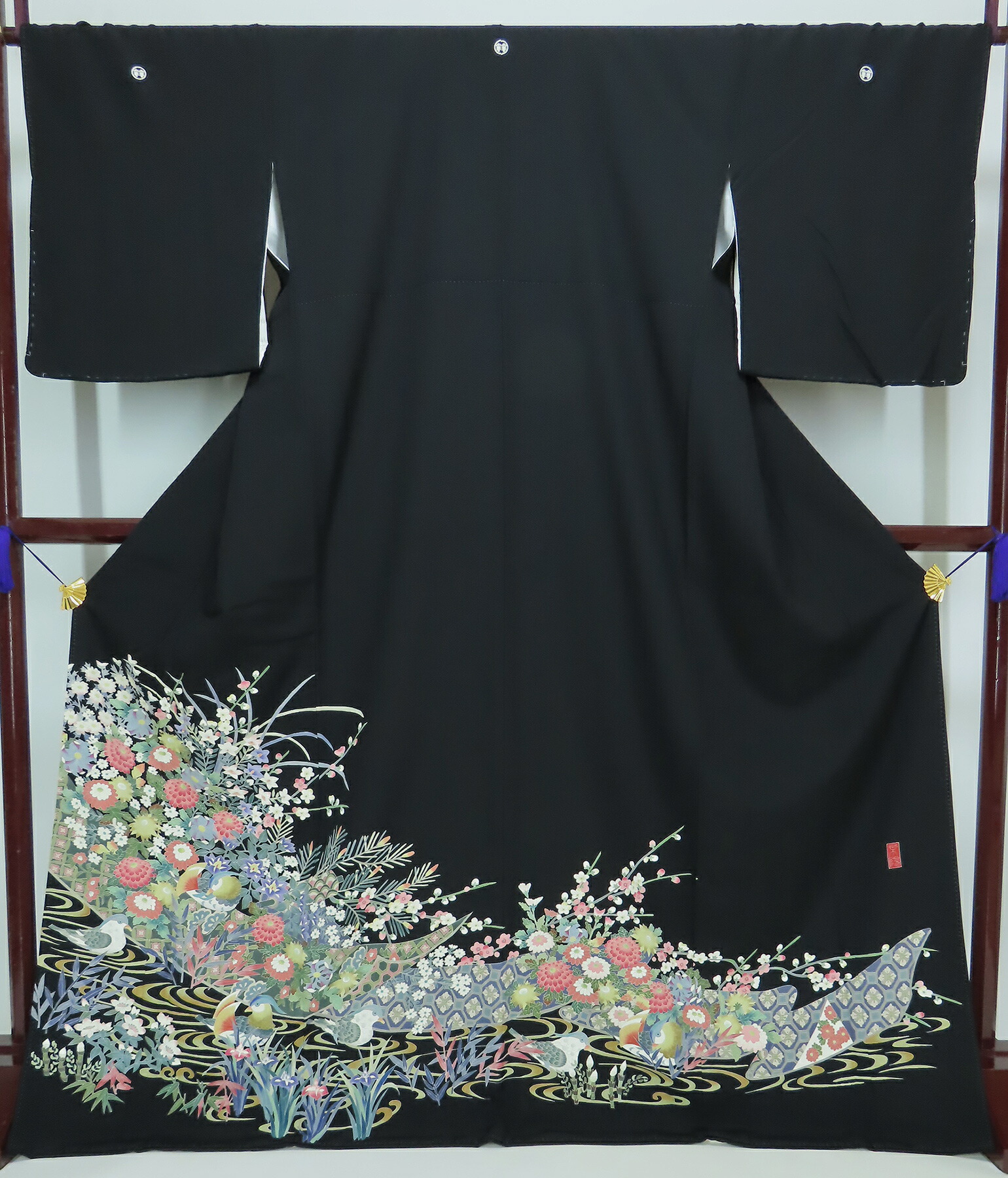 黒留袖 発祥地加賀友禅 坂木末代 丸に並び瓶子 裄69糎 身たけ168糎 【中古】美品 k4007505-3486ll