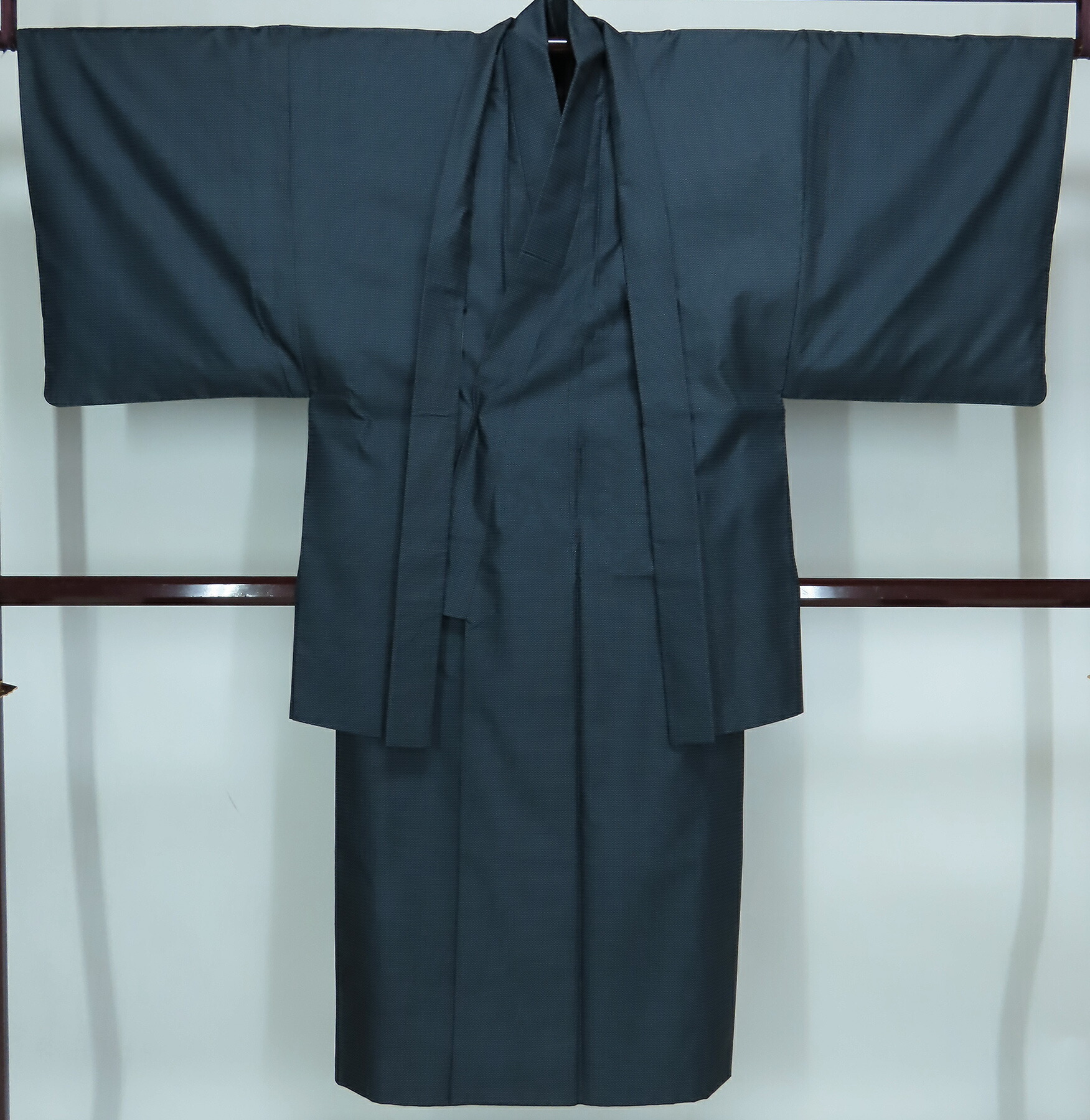 3点セット　メンズ着物　大島紬　アンサンブル　長襦袢　対応身長160cm前後　裄68cm　【中古】美品　ok478ell 5,600円