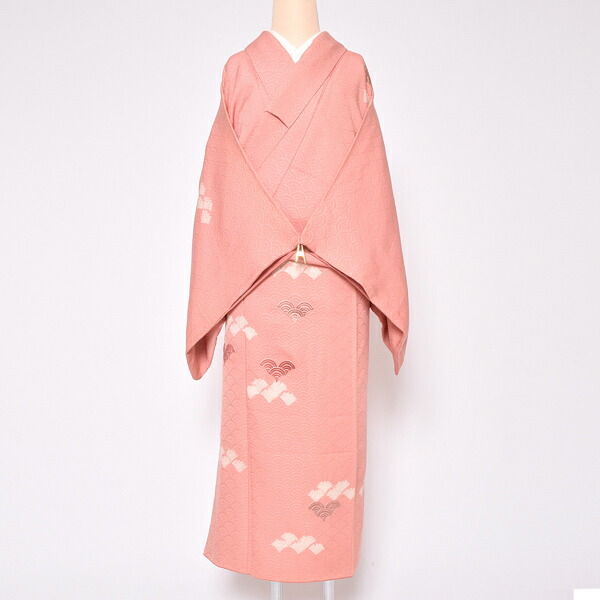Y2043◇美品 正絹 金駒刺繡 手縫い仕立て 雪輪 訪問着 着物 中古品)仕立て上がり 訪問着 「銀鼠 竹垣と流水に秋冬の花と糸車