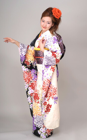 【賃借】  成年者式 ご取っておく受け付け中■振袖 賃借 フルセット MERCURYDUO 白 花 品番： b-002
