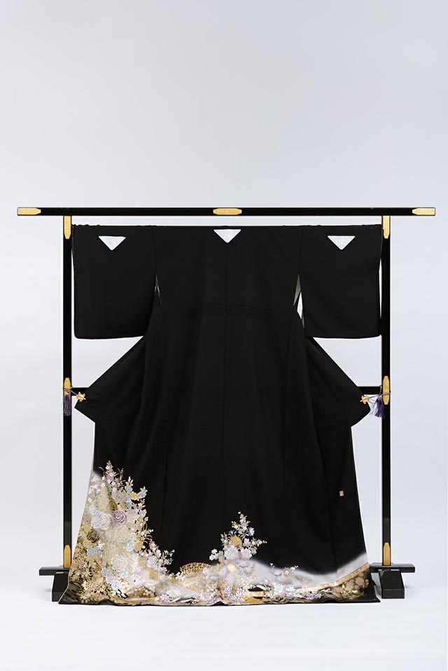 【レンタル】 黒留袖レンタル 着物レンタル 留袖 桂由美 かわいい フェミニン 優しい 背が高い ピンク 水色 Lサイズ yumi-katsura-28 フルセット 黒留袖 レンタル 結婚式 披露宴 レンタル 母親 親族 列席者 おすすめ 貸衣 50代｜着物レンタル美装館