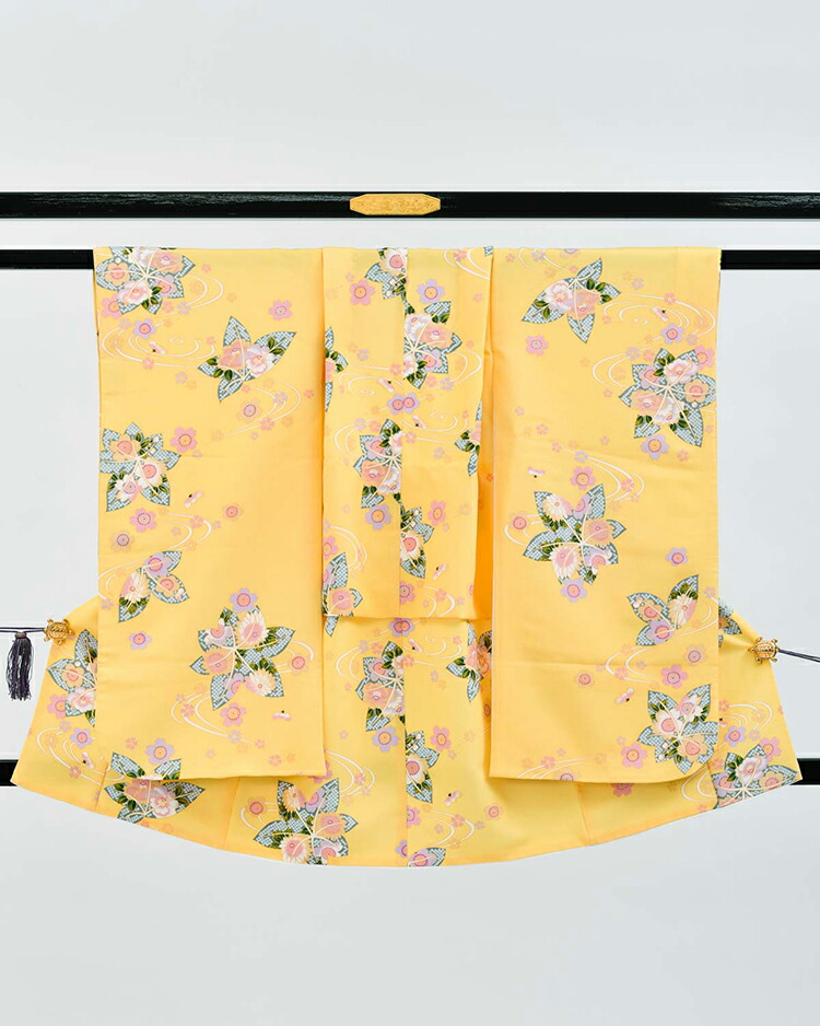 【レンタル】【七五三の7歳着物レンタル】黄色の地色に楓と桜柄　品番：7-206_kimono｜着物レンタル美装館