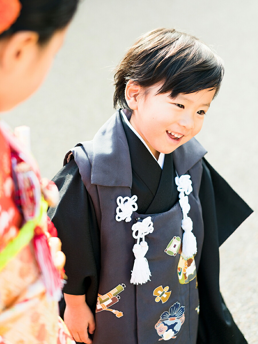 楽天市場 七五三レンタル 七五三 男の子 被布のみ 高級 正絹 グレー 3才 男児 3歳 子ども 宝尽くし 打ち出の小づち 品番 Kd 1003 着物レンタル美装館