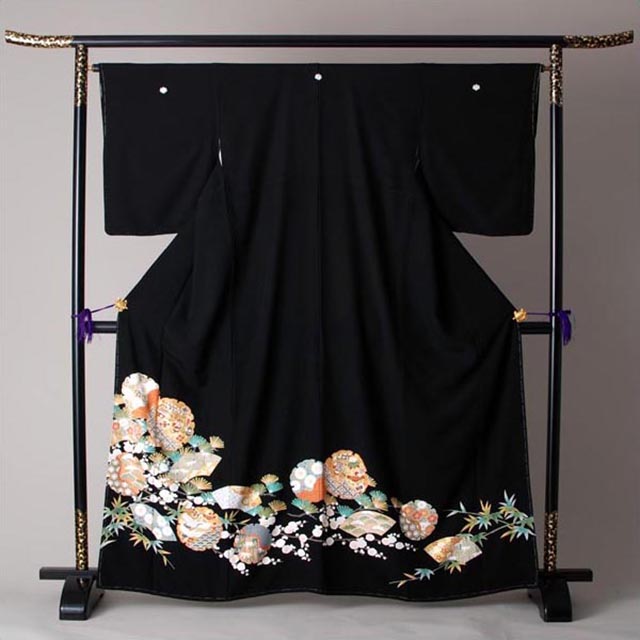 【レンタル】 黒留袖レンタル 着物レンタル 留袖　23-315 フルセット 黒留袖 レンタル 結婚式 披露宴 レンタル 母親 親族 列席者 おすすめ 貸衣装 正絹 姉妹 叔母 伯母 50代
