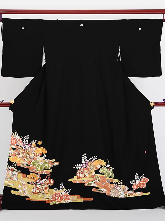 【レンタル】 黒留袖レンタル 着物レンタル 留袖フルセット 黒留袖 レンタル 結婚式 披露宴 母親 親族 列席者 おすすめ 貸衣装 正絹 姉妹 叔母 伯母 古典 桐 友禅 MLサイズ 【品番：t-409】 50代｜着物レンタル美装館