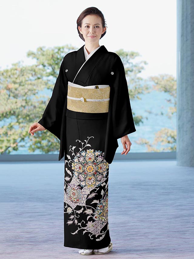 親族 Mlサイズ T 643 伯母 着物レンタル美装館 結婚式 叔母 貸衣装 フルセット 着物セット 留袖 列席者 列席者 レンタル おすすめ 黒留袖レンタル チャペルウエディングにお薦め高級京友禅 黒留袖 レンタル 披露宴 昨今の結婚式は教会式が6割以上 レンタル 母親