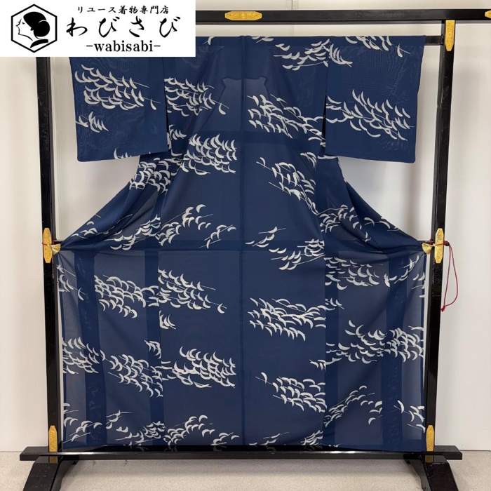 【お得なクーポン配布中】 夏着物 小紋 絽 抽象模様 濃藍色 K-6055 着物 きもの kimono 和服 和装 中古 リサイクル着物 【送料無料】|リユース着物わびさび 店