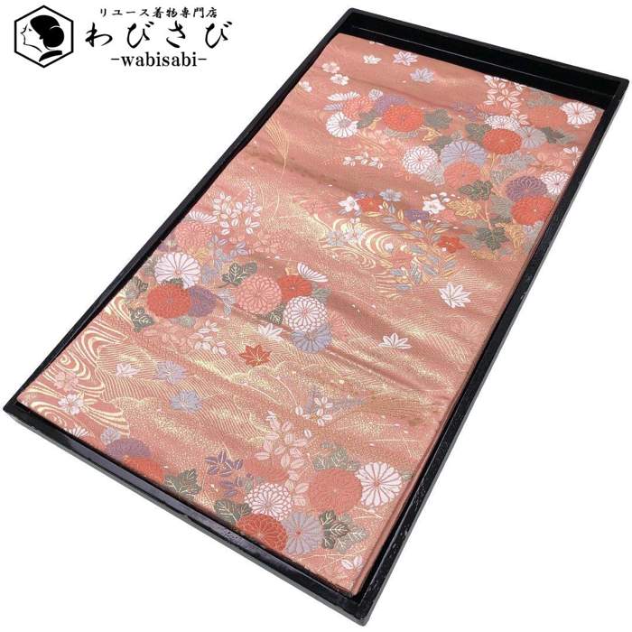 【お得なクーポン配布中】 袋帯 流水に花模様 菊 桃染色 金糸 O-5600 着物 きもの kimono 和服 和装 中古 リサイクル着物 【送料無料】