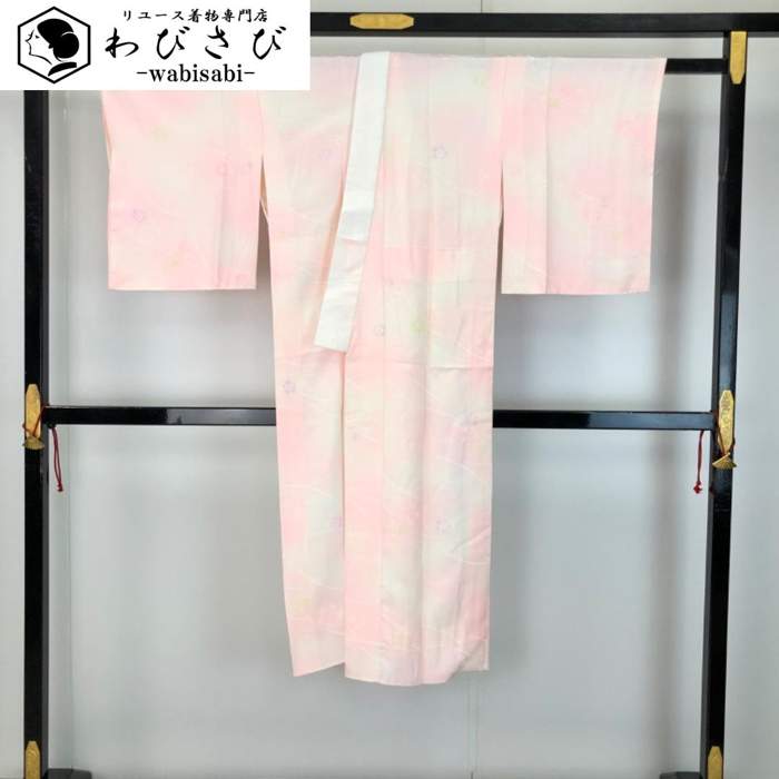【お得なクーポン配布中】 長襦袢 花模様 暈し 乙女色 半衿付 J-383 着物 きもの kimono 和服 和装 中古 リサイクル着物 【送料無料】