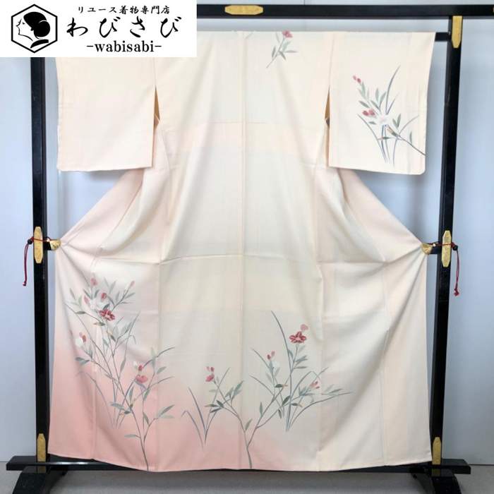 【お得なクーポン配布中】 訪問着 花模様 暈し 貝桃色 K-5811 着物 きもの kimono 和服 和装 中古 リサイクル着物 【送料無料】