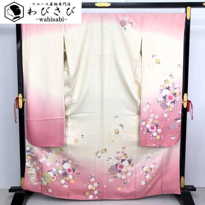 【お得なクーポン配布中】 振袖 美しい桜柄 金駒刺繍 銀通し 乳白色 トールサイズ K-2903 着物 きもの kimono 和服 和装 中古 リサイクル着物 【送料無料】｜リユース着物わびさび　店