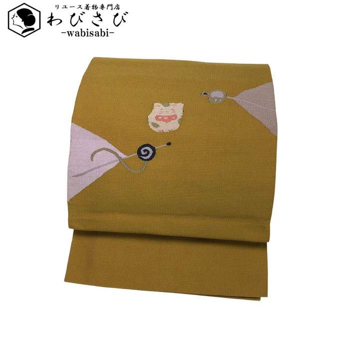 【お得なクーポン配布中】 名古屋帯 招き猫 かんざし 黄土色 O-5256 着物 きもの kimono 和服 和装 中古 リサイクル着物 【送料無料】