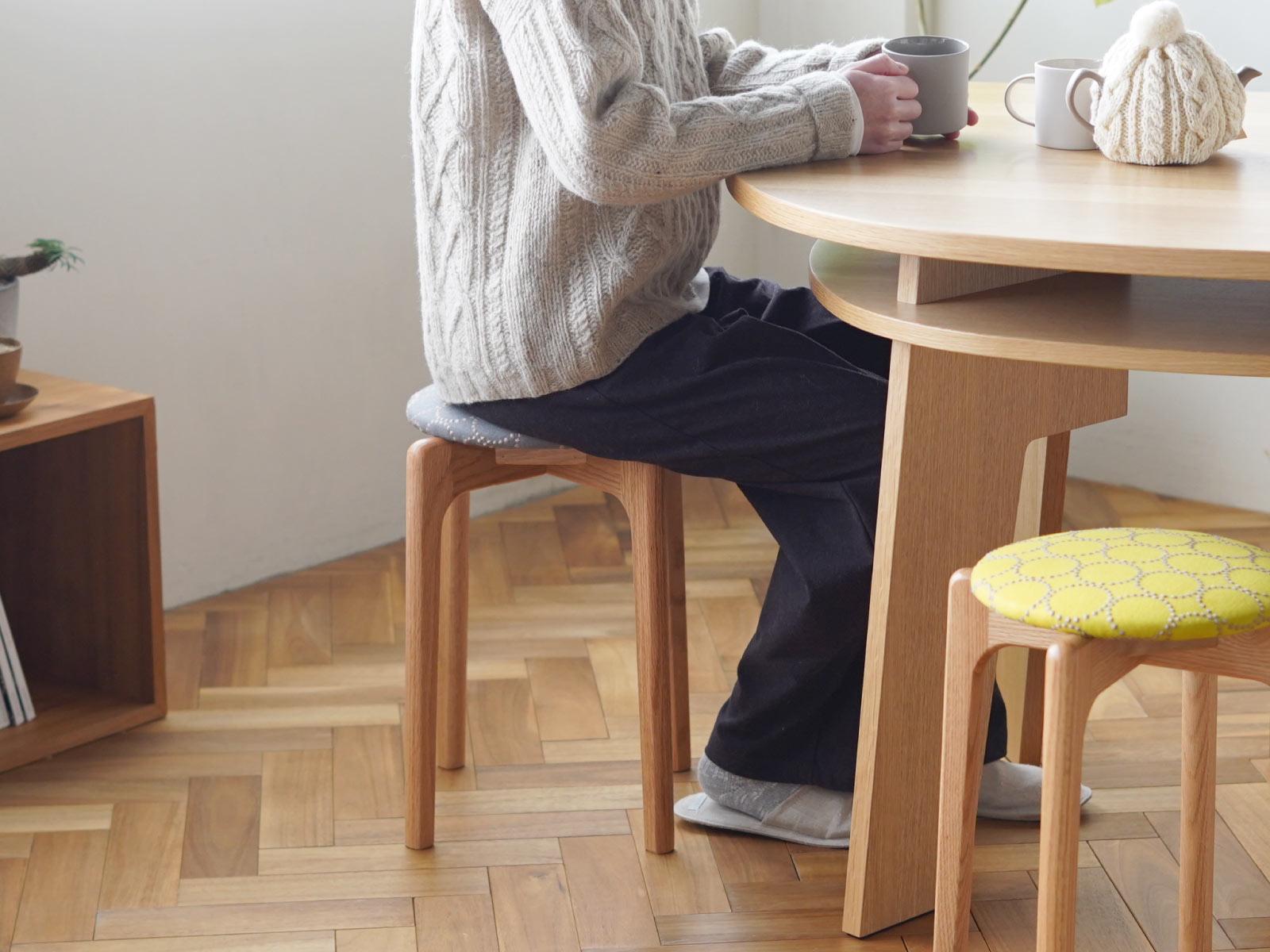 ミナペルホネン タンバリン 丸スツール 【インディゴ】 スタッキングスツール 楽天市場】全4色 ミナペルホネン タンバリン スタッキングスツール