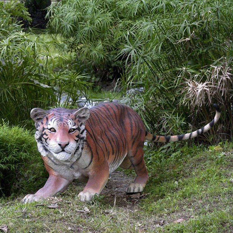 実物大 動物 オブジェ 挑むベンガルタイガー インテリア イベント ディスプレイ｜Gracious