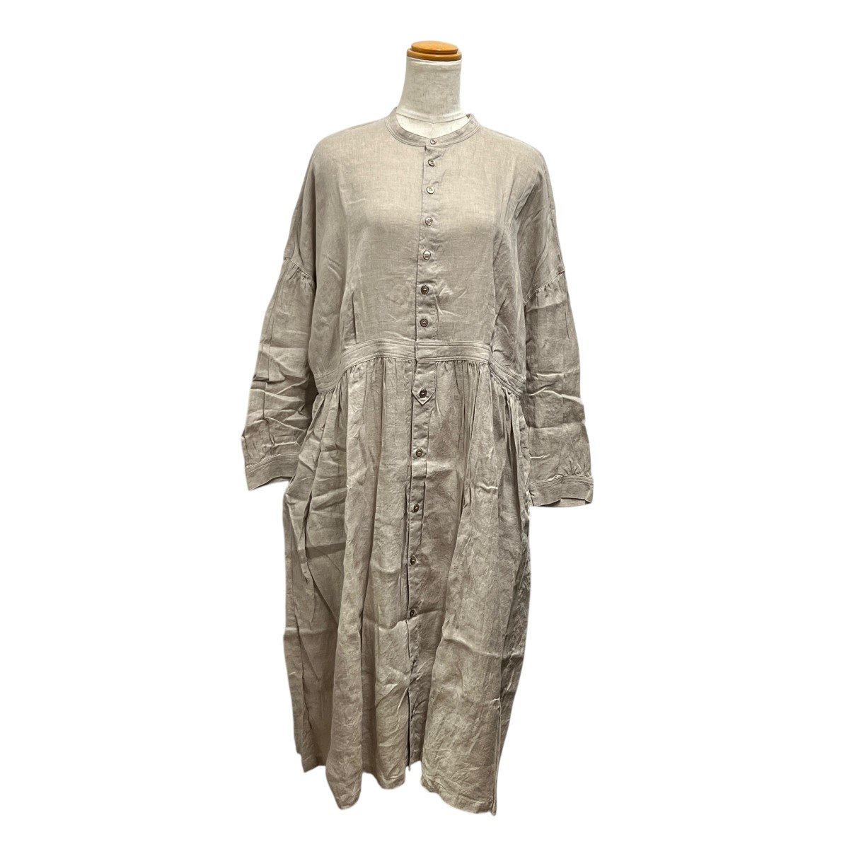 【中古】nest Robe　バンドカラーブラックリネンワンピース 01181-2016 ベージュ 【190425】（ネストローブ）｜ブランド古着のカインドオル