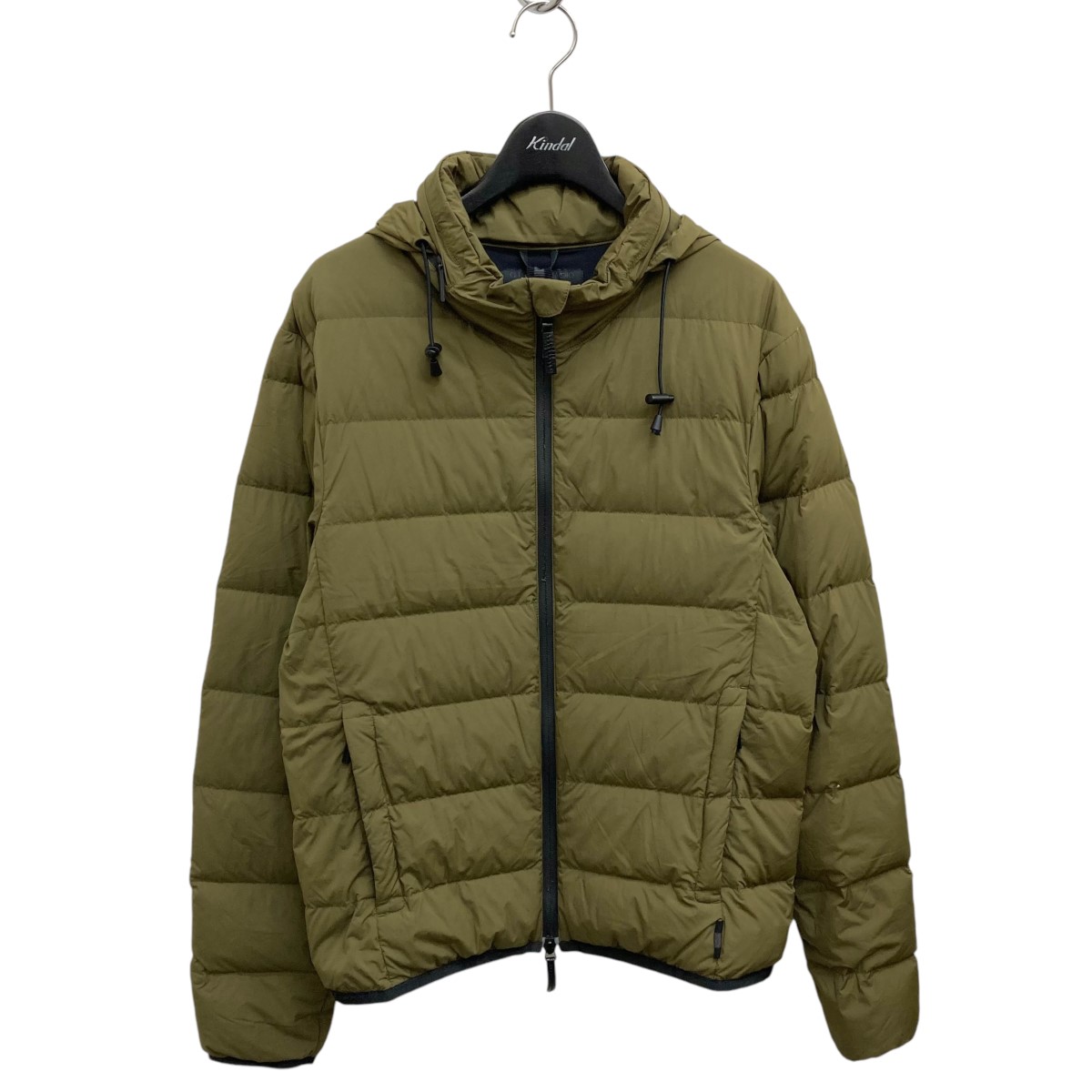 新品　Gucci パープル ダウンジャケット　ダウン　コート　40 ゴールド 新品 Gucci パープル ダウンジャケット ダウン コート 40