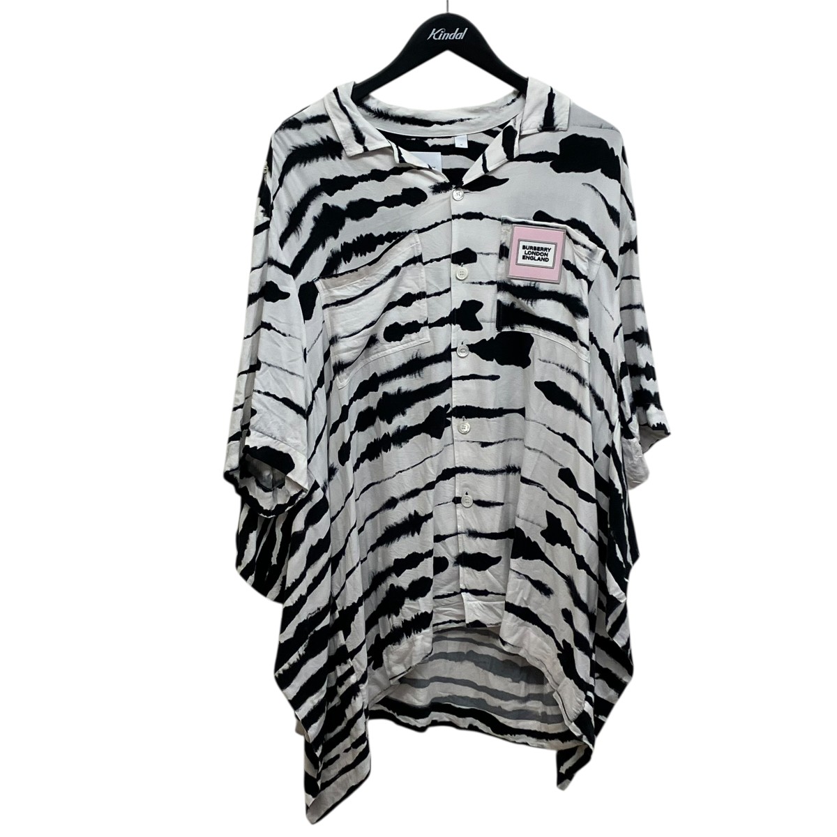 【中古】 BURBERRY 総柄 オープンカラーシャツ 4563031 ホワイト×ブラック サイズ：M 【価格見直し】 14,731円