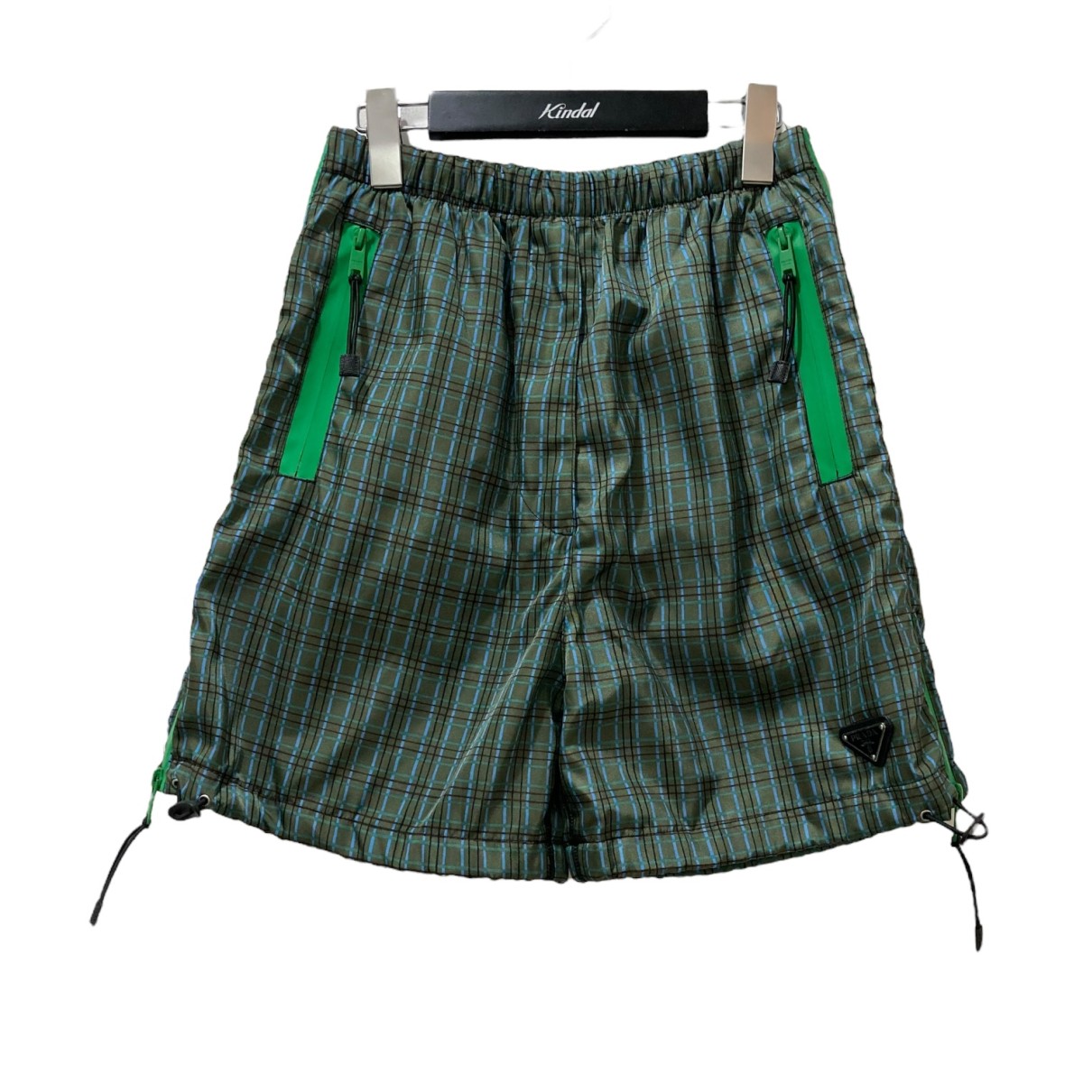 PRADA 上品 バミューダ 人気 ハーフパンツ 白 ロゴ Re-Nylon PRADA 上品 バミューダ 人気 ハーフパンツ 白 ロゴ Re-Nylon