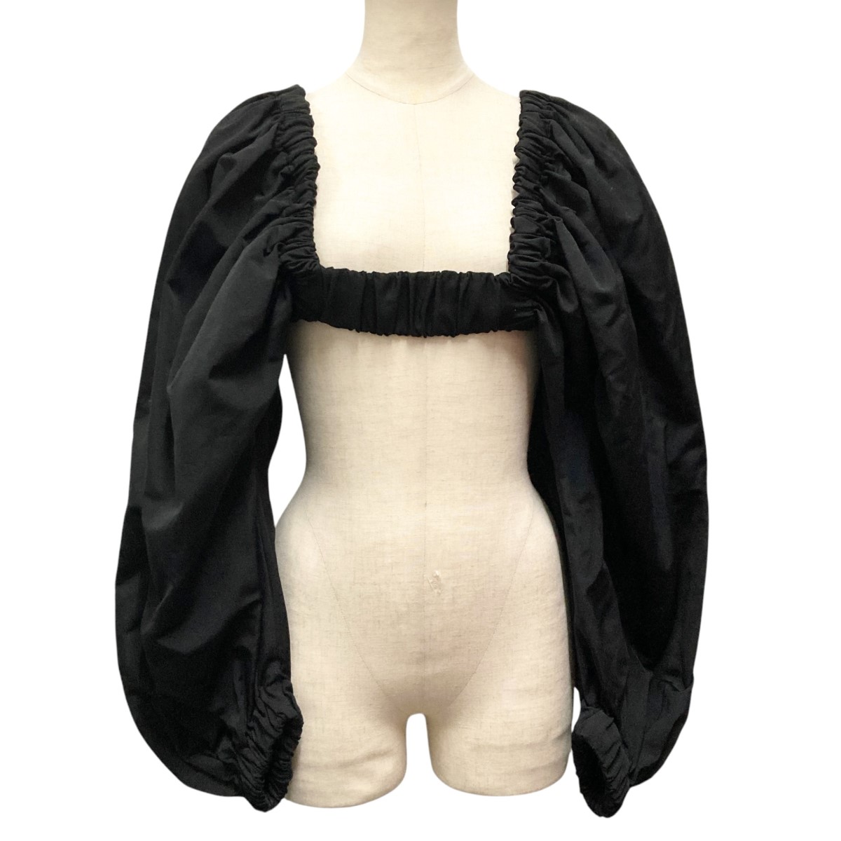 【中古】\u003cBR\u003eHAENGNAE\u003cBR\u003eOMOCHI APRON アームスリーブボレロ 1222010403 黒いこと 大きさ：F\u003cBR\u003e【通貨価値思いなおす】