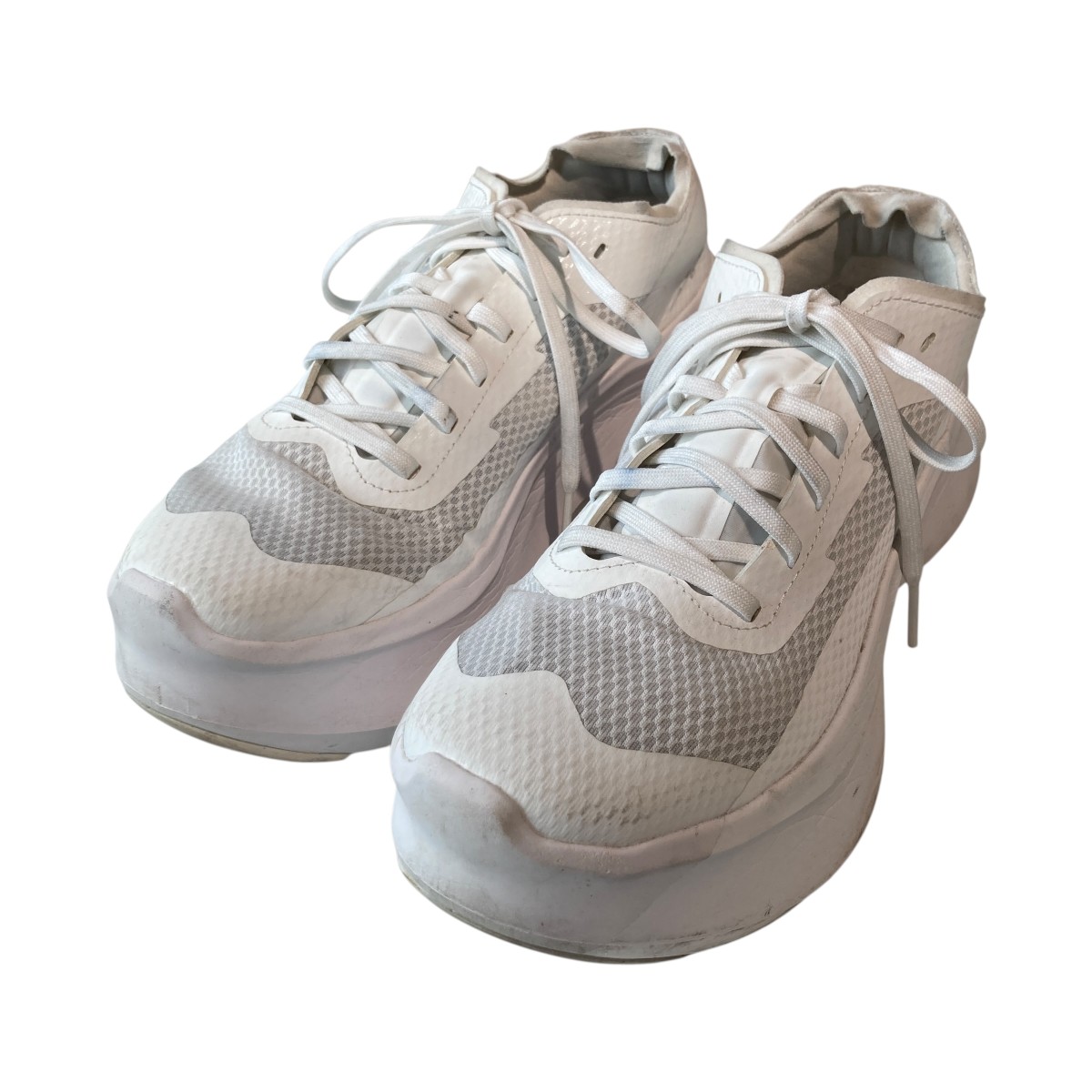 コムデギャルソンオムプリュス×サロモン スニーカー シルバー 楽天市場】COMME DES GARCONS HOMME PLUS 22ss SALOMON SR90 FOR