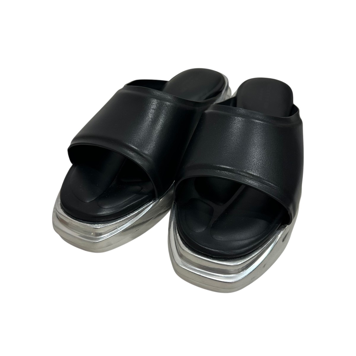 1017 ALYX 9SM レザー フラット サンダル 2色 ○関送無料○ 1017 ALYX 9SM レザー フラット サンダル 2色 ○関送無料