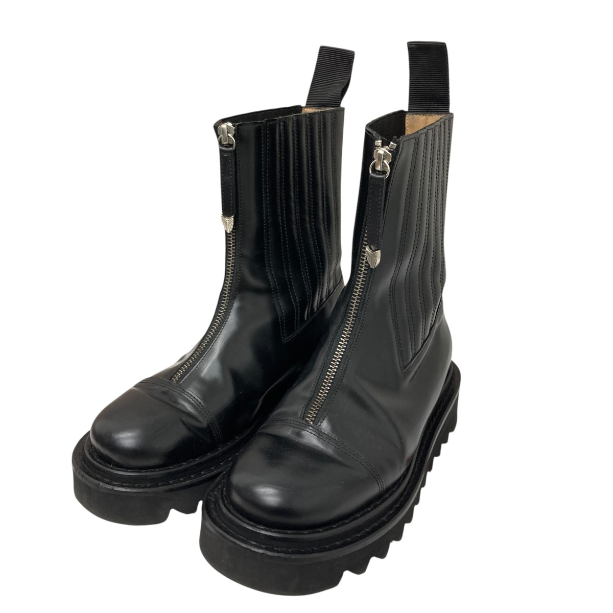 美品　TOGA トーガ　ウエスタン　メタル　バックル　ハイヒール　パンプス　黒 TOGA PULLA（トーガ プルラ）の「TOGA PULLA T-strap pumps