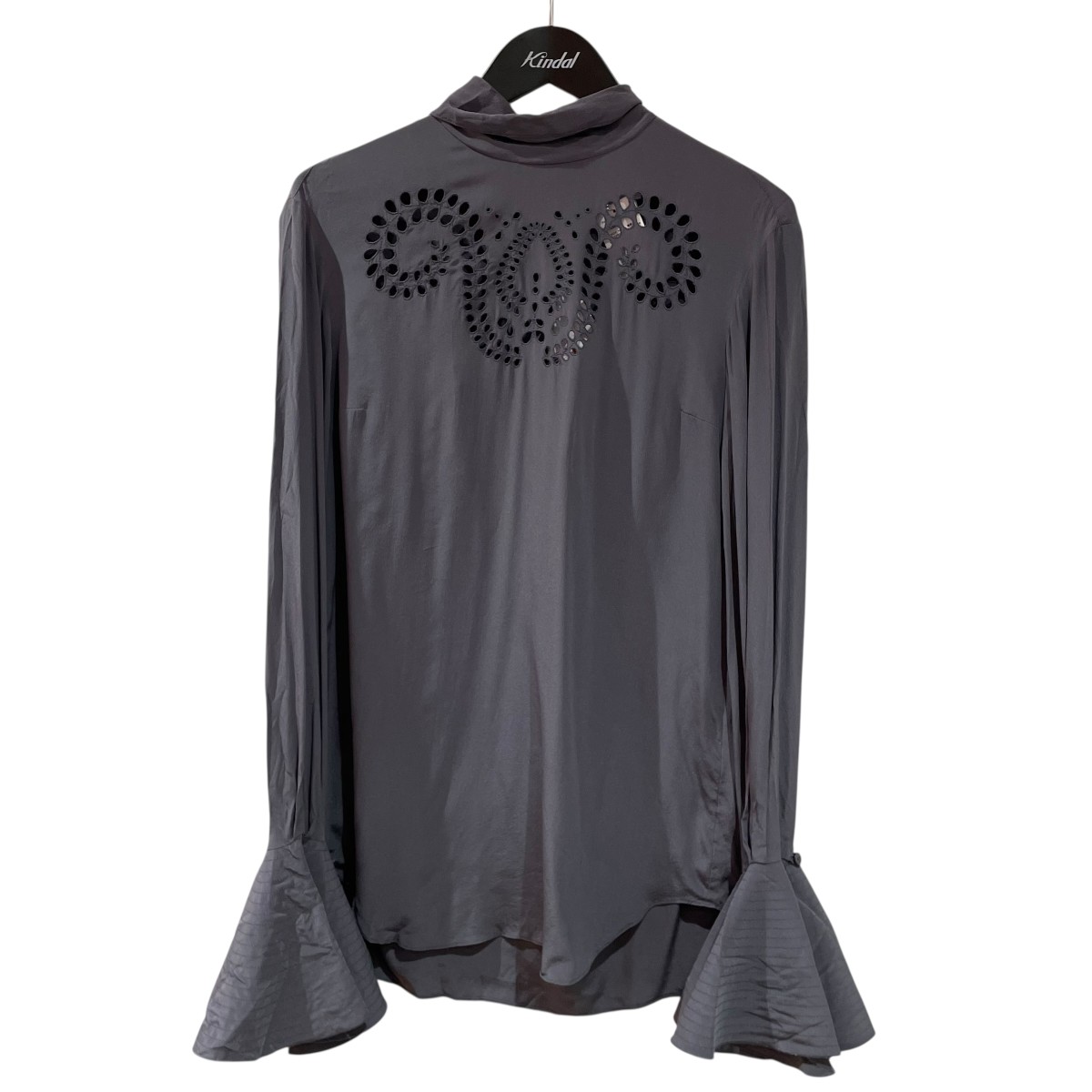 【中古】Patou　EMBROIDERED SILK TOP シルクシャツ TO0220013910A グレー サイズ：36 【050426】（パトゥ）｜ブランド古着のカインドオル