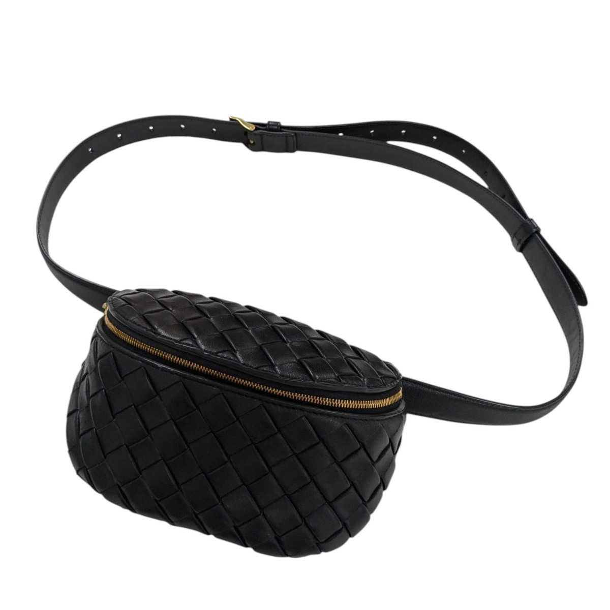 【中古】\u003cBR\u003eBOTTEGA VENETA\u003cBR\u003eイントレチャートクロスボディバッグ 黒いこと\u003cBR\u003e【通貨価値思いなおす】