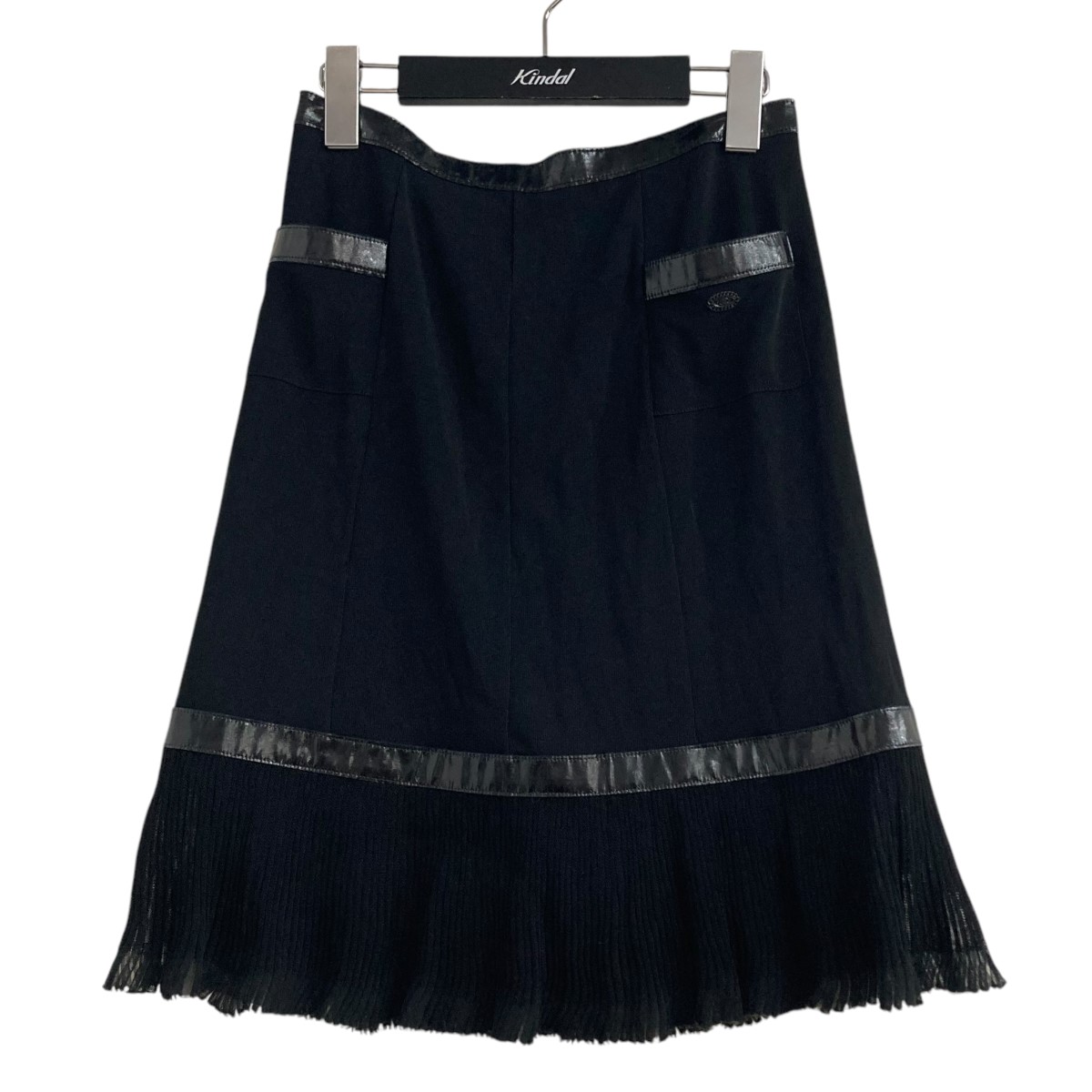 【中古】<br>CHANEL<br>07P スカート P30388K00410 ブラック サイズ：36<br>【価格見直し】