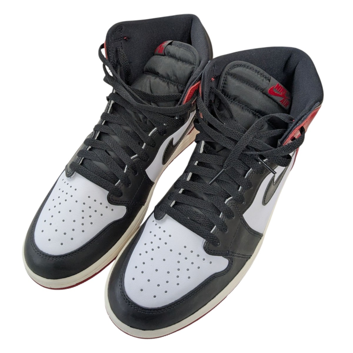 【中古】 NIKE AIR JORDAN 1 RETRO HIGH OG ハイカットスニーカー DZ5485-106 ホワイト×ブラック×ユニバーシティレッド サイズ：29cm 【価格見直し】