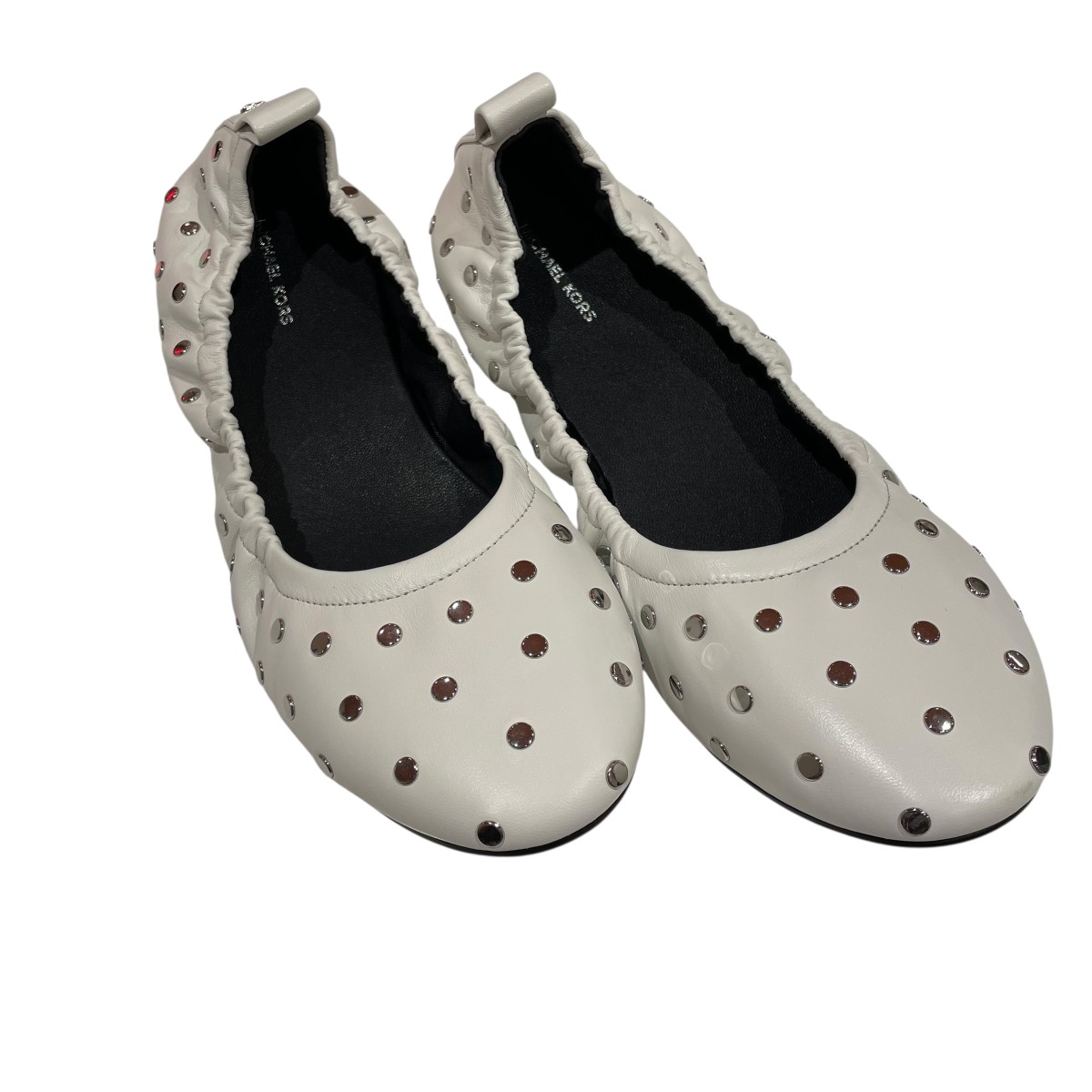 【中古】<br>MICHAEL KORS<br>Amy Ballet Optic バレエパンプス ホワイト サイズ：8.5M<br>【価格見直し】
