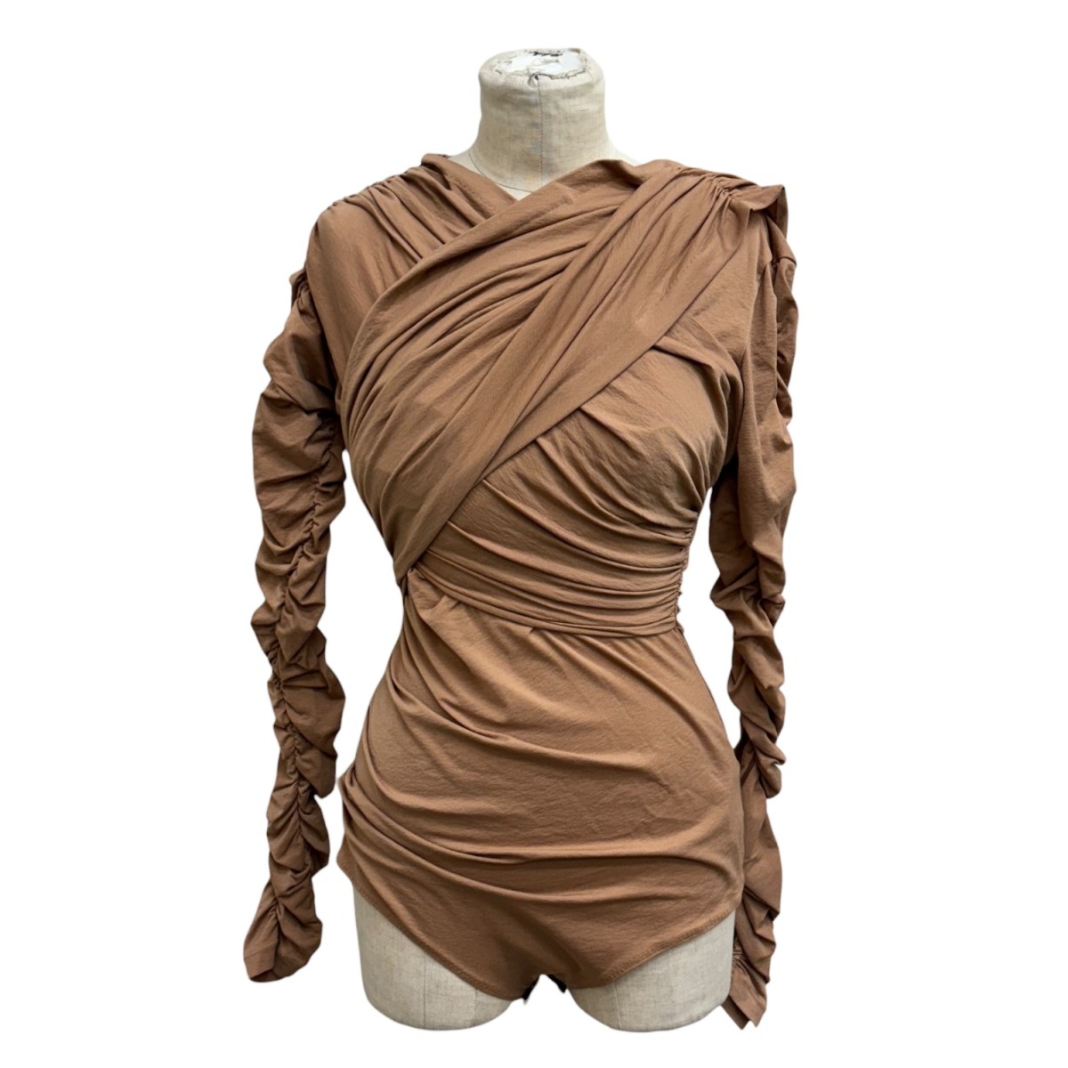 【中古】FETICOJERSEY GATHERED BODYSUIT 長袖カットソー FTC234-0401 ベージュ サイズ：1【価格見直し】｜ブランド古着のカインドオル
