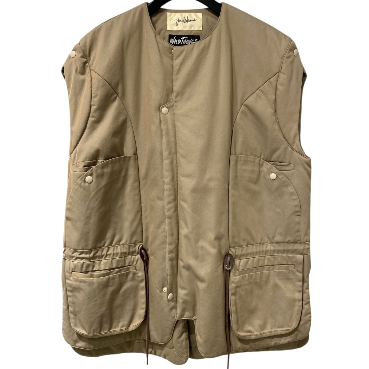 【中古】JUN MIKAMI×WILD THINGS 23SS Padded Vest中綿ミリタリーベスト ベージュ サイズ:FREE 【070126】(ジュンミカミ×ワイルドシングス)|ブランド古着のカインドオル