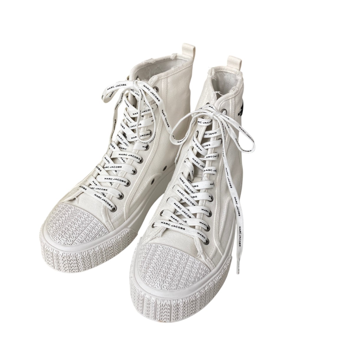 【中古】 MARC JACOBS ザ キャンバス ハイ トップ スニーカー 2S4FSN023F02 ホワイト サイズ：41(25.5~26.0cm相当) 【価格見直し】