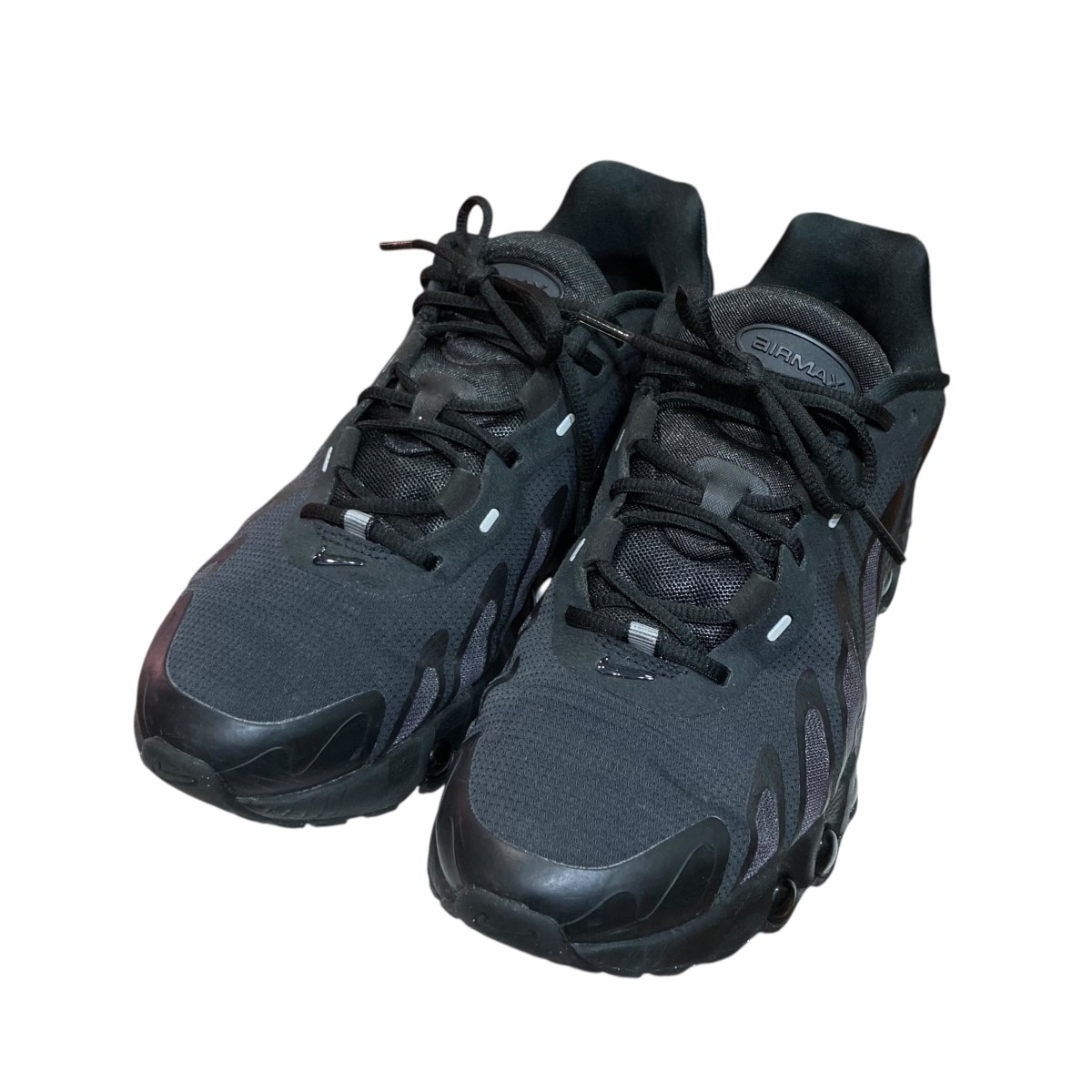 【中古】 NIKE AIR MAX DN8 スニーカー FQ7860-002 ブラック サイズ：27cm 【価格見直し】