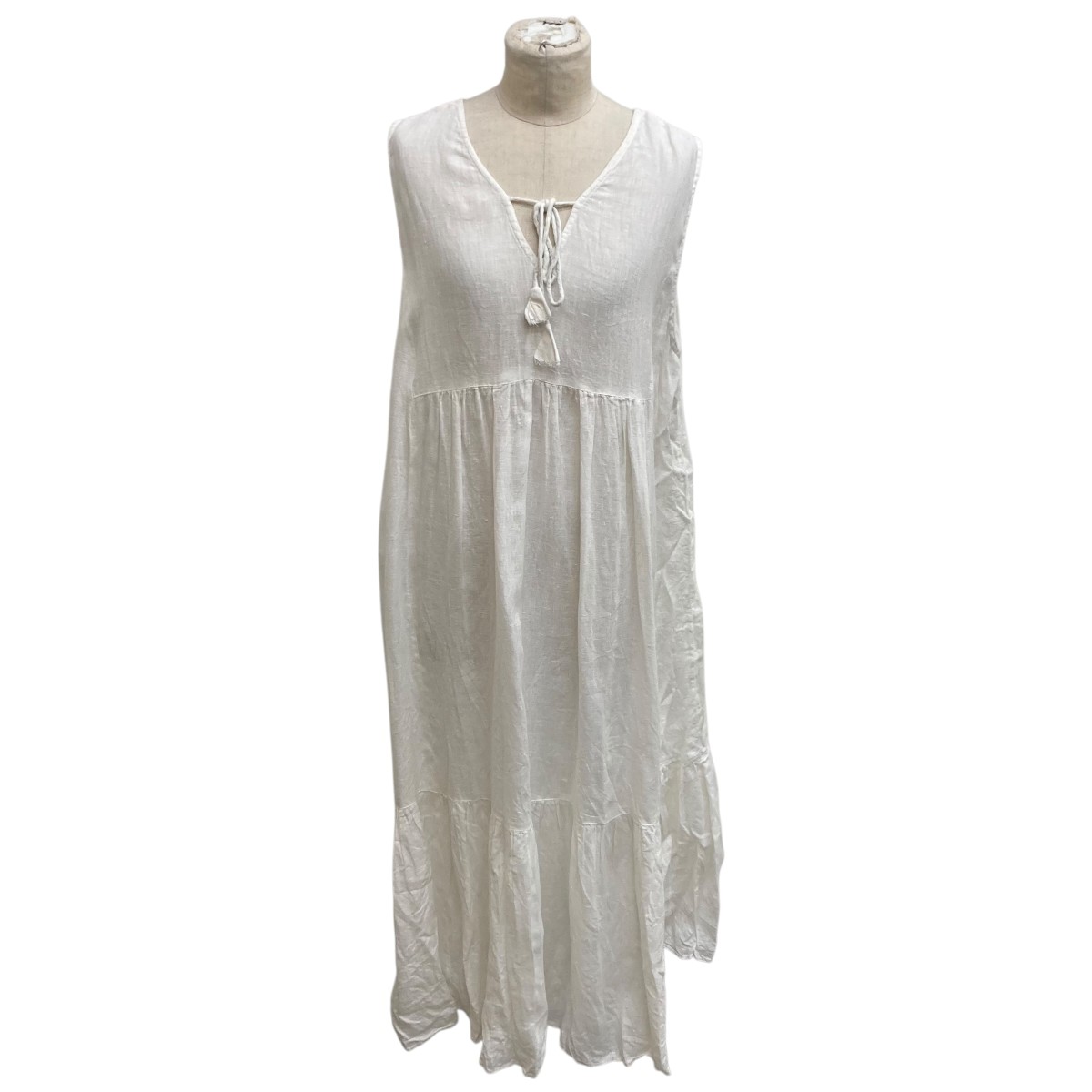 【中古】\u003cBR\u003enest Robe\u003cBR\u003eリネンバーラット刺しゅう2way衣裳 衣裳 ０１２５１－１０５６ 白いこと 大いさ：F\u003cBR\u003e【必要経費思いかえす】 レディースファッション-ワンピース