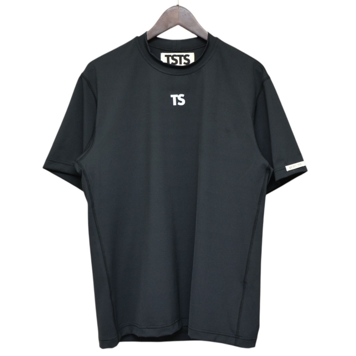 【中古】 TSTS RECYCLED POLYESTER TS T-SHIRT　リサイクルポリエステルロゴＴシャツ　26SMM0004 ブラック サイズ：M 【価格見直し】Tシャツ・カットソー
