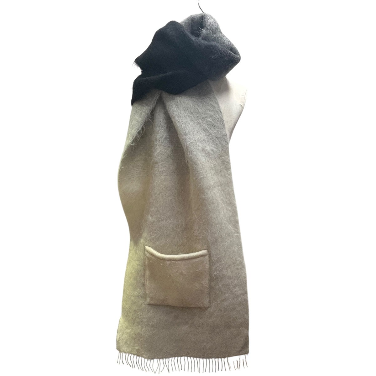 【中古】 GOLDEN GOOSE　 フリンジポケット大判ウールマウラー ブラック×グレー×ホワイト サイズ：U 【150226】（ゴールデングース）