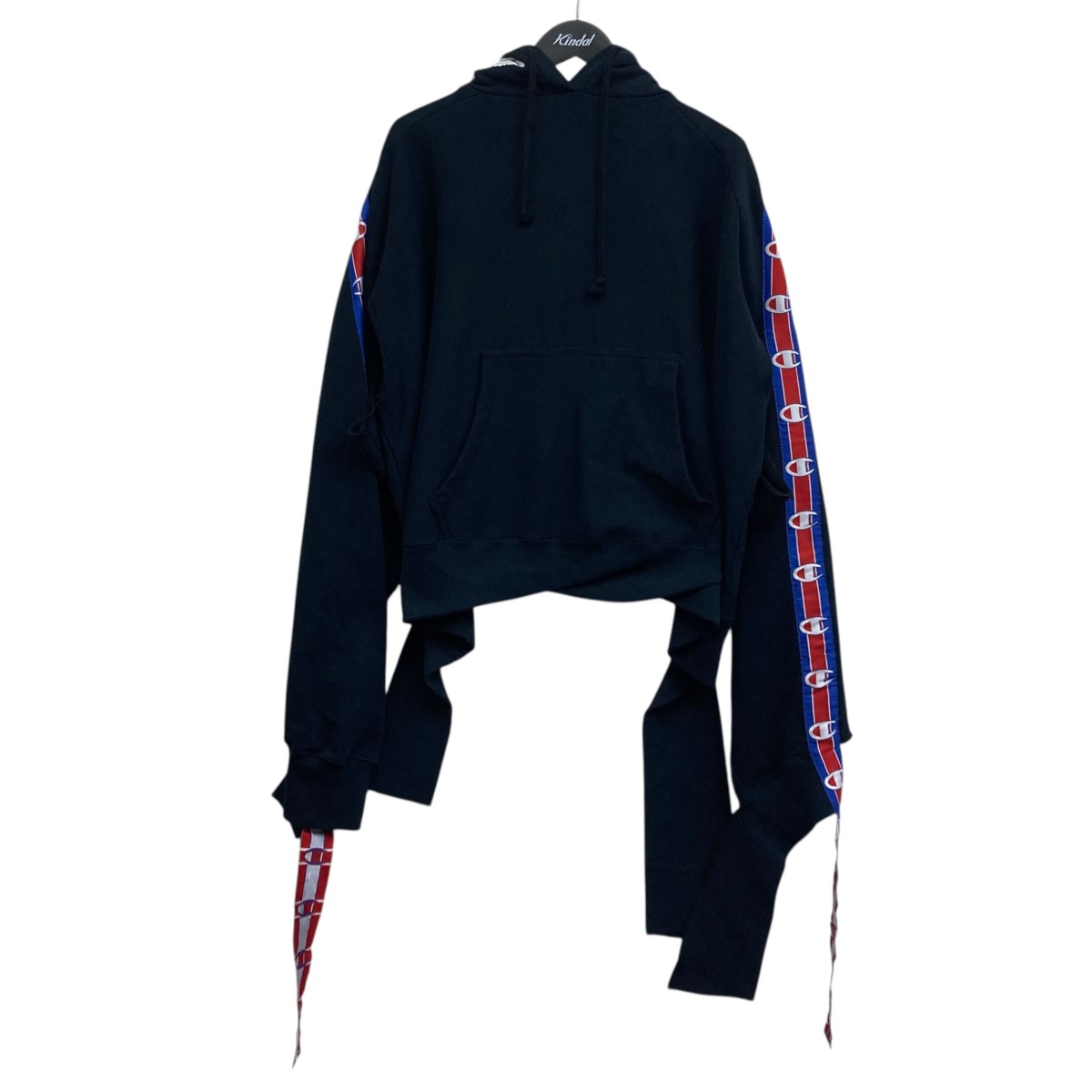 【中古】VETEMENTS&times;Champion　プルオーバーパーカー ブラック サイズ：xs 【190226】（ヴェトモン&times;チャンピオン）｜ブランド古着のカインドオル 24,572円