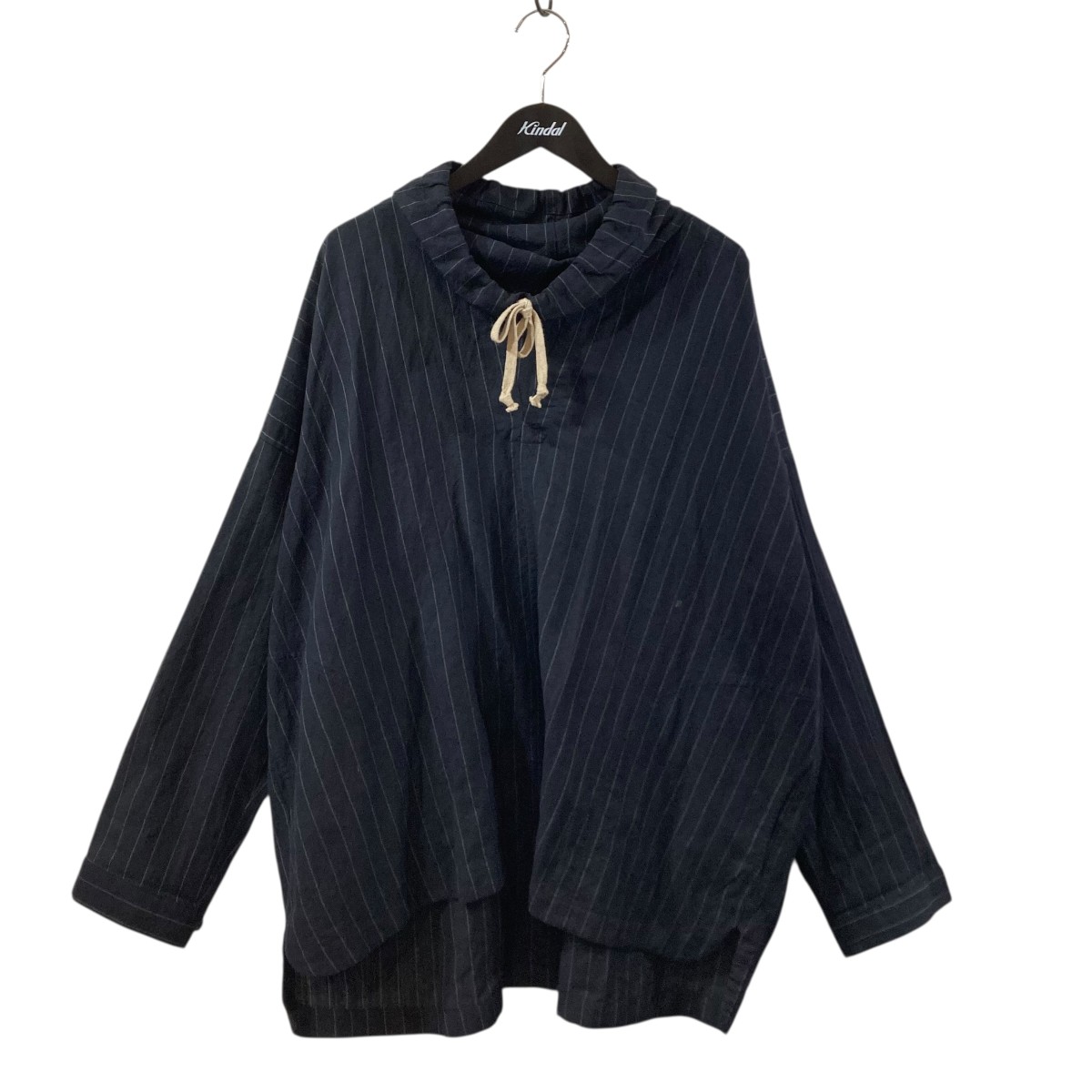 【中古】<br>O project<br>FINE STRIPED CLOTH STAND NECK PULLOVER ストライプ プルオーバーシャツ ネイビー サイズ：M<br>【価格見直し】