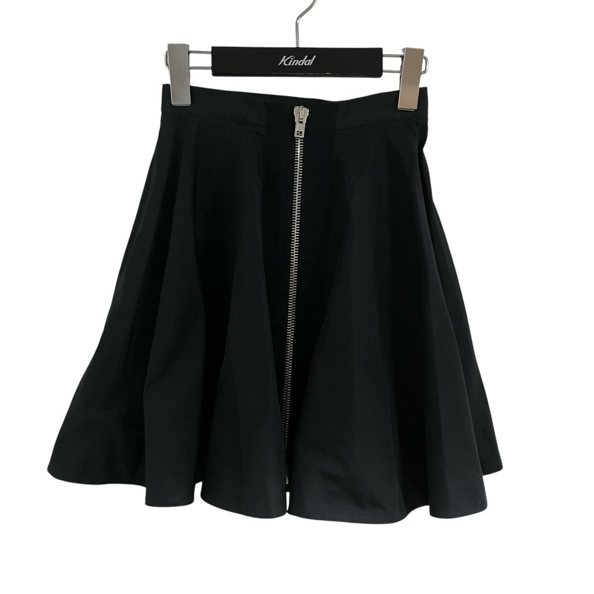 【中古】 MIU MIU　 フロントジップスカート ブラック サイズ：38 【030326】（ミュウミュウ）