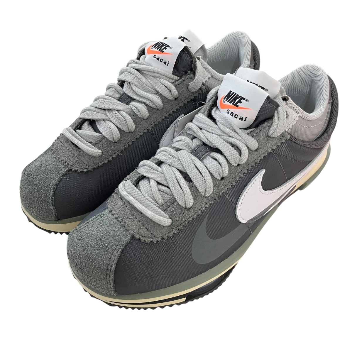 【中古】 sacai×NIKE ZOOM CORTEZ SP ローカットスニーカー DQ0581-001 アイアングレー サイズ：24cm 【価格見直し】