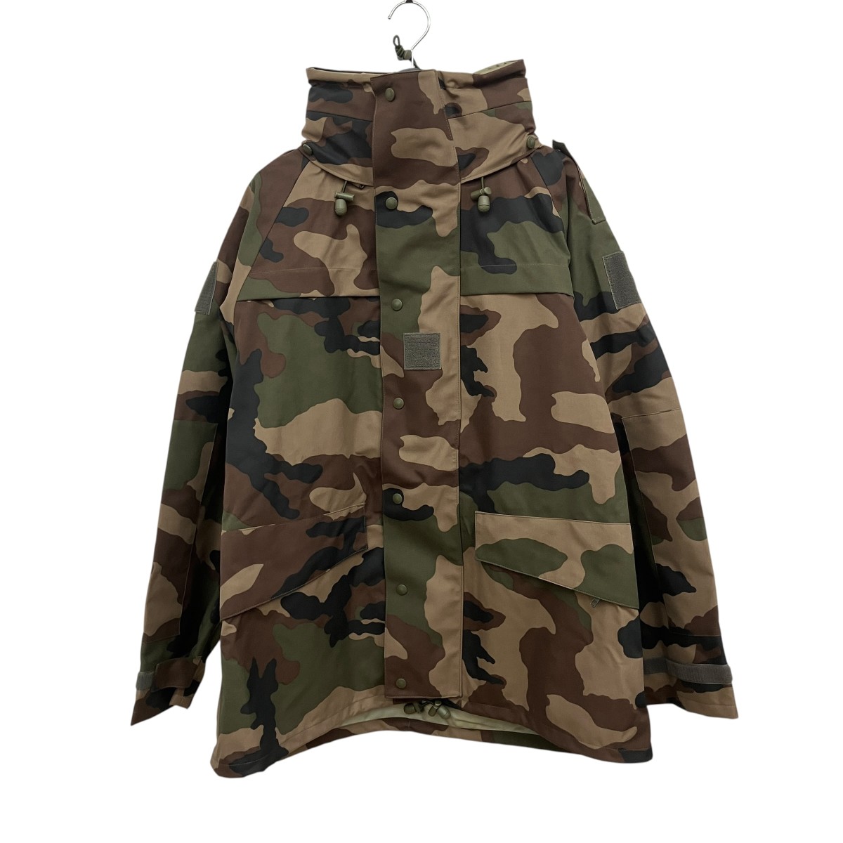 【中古】VTN　FRENCH ARMY カモフラージュ柄 ナイロンジャケット 79363 グリーン サイズ：120L 【120326】（）｜ブランド古着のカインドオル 13,385円